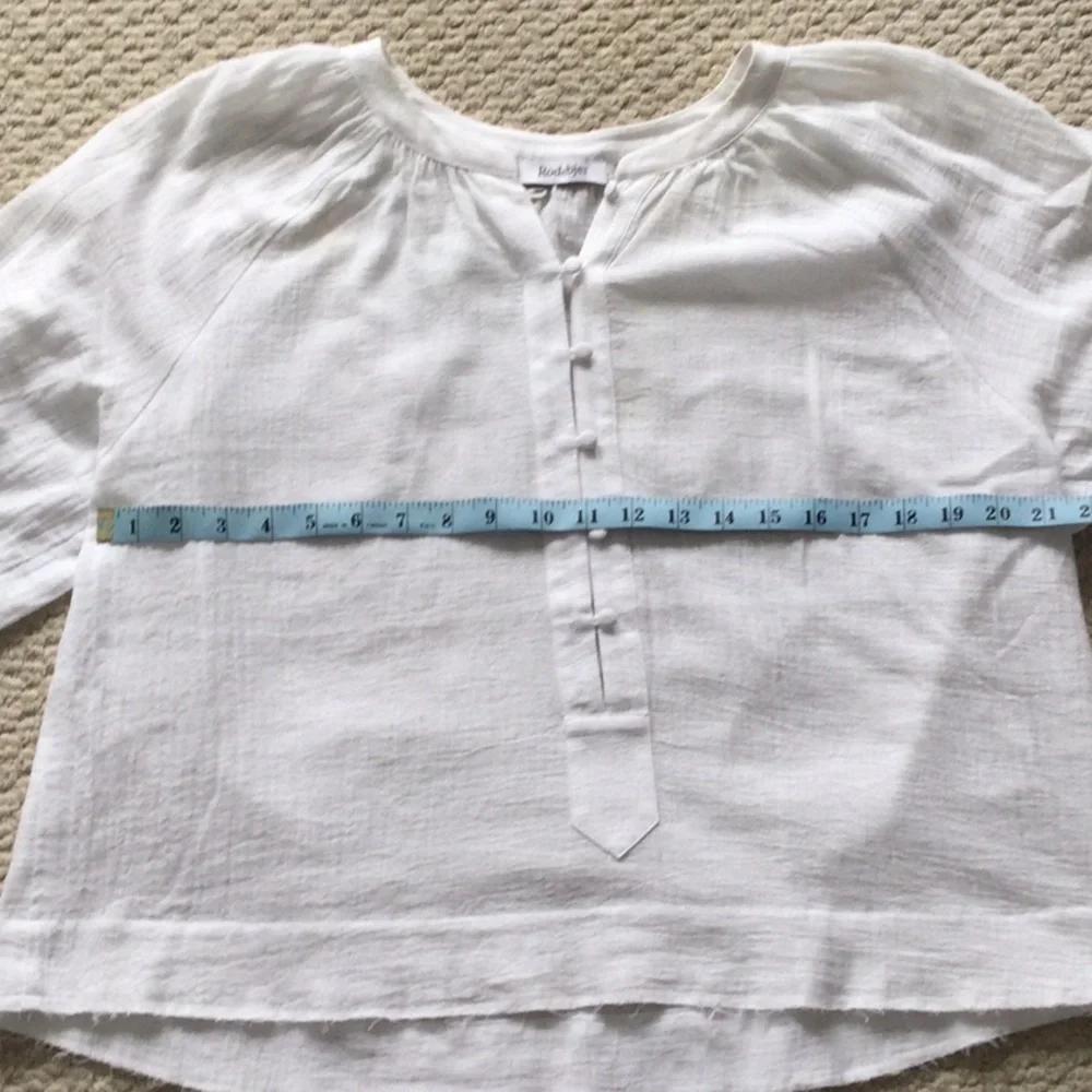 White cotton blouse - Picture 5 of 8